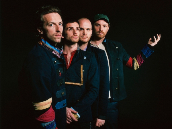 Клип группы Coldplay — A sky full of stars