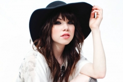 Клип Карли Рэй Джепсен (Carly Rae Jepsen) — Boy Problems